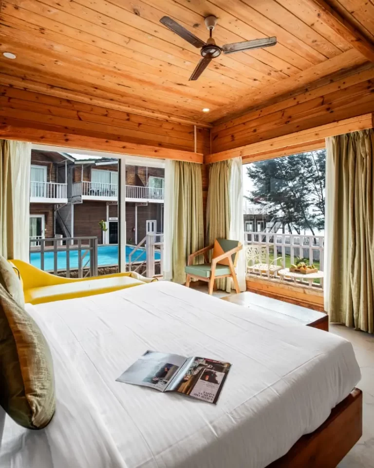 Wooden Cottage Sea View