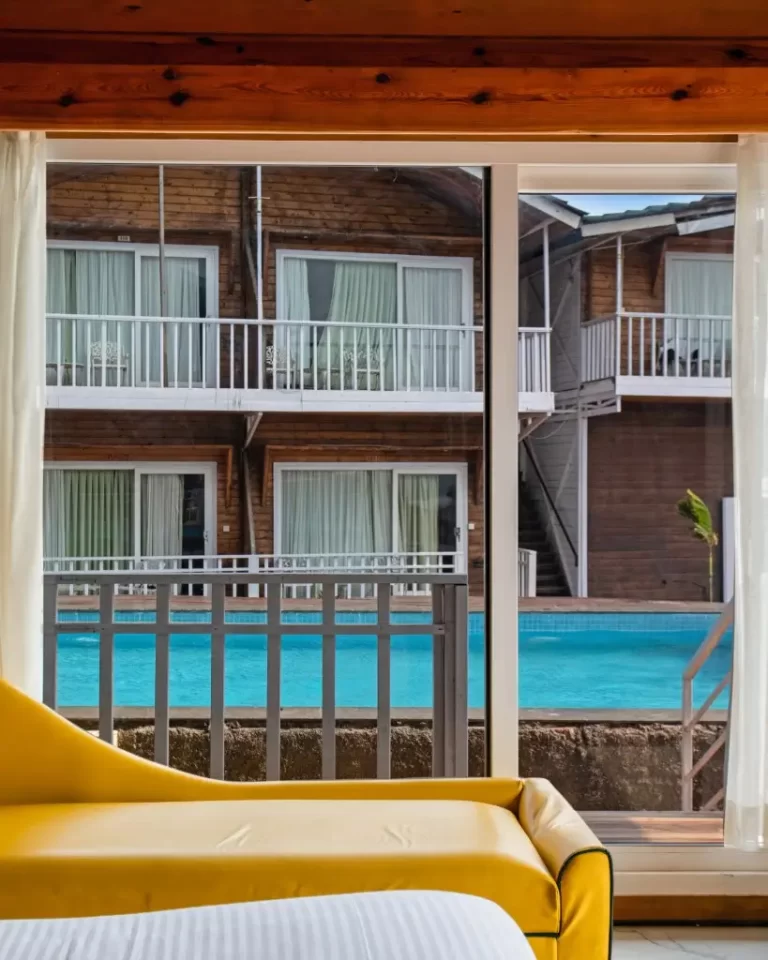 Wooden Cottage Pool-View